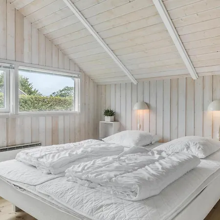 Amazing In Sydals With Kitchen 度假居 *