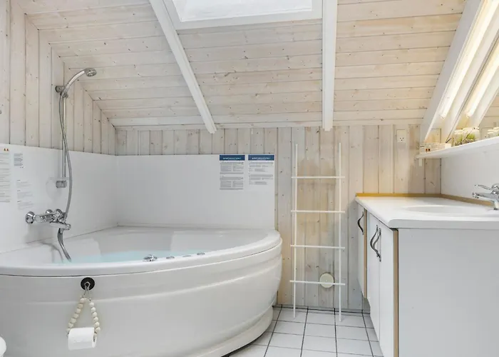Holiday home Amazing In Sydals With Kitchen Sarup
